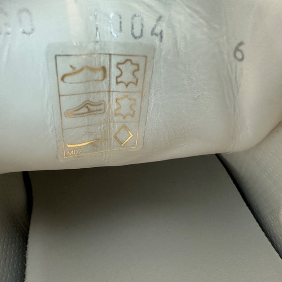 Men’s vintage Louis Vuitton shoes - Picture 7 of 7